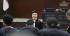 Sangun Ragahdo tengah ramai diperbincangkan publik setelah mendampingi Tasya Farasya dalam sidang perceraian dengan Ahmad Assegaf. (Sumber: Instagram/@ragahdo)