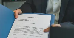 Cara buat surat lamaran kerja pakai ChatGPT. (Sumber: Pexels/NDE)
