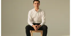 Prompt Gemini AI terbaru untuk foto studio cowok dan cewek ala film analog. (Sumber: Freepik)