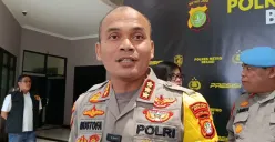 Kapolres Metro Bekasi, Kombes Pol Mustofa pastikan Polsek di wilayah hukumnya masih melayani pembuatan Surat Keterangan Catatan Kepolisian (SKCK) untuk keperluan umum. (Sumber: Poskota/Nurpini Aulia Rapika)