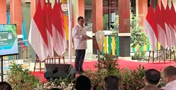 Gubernur Jakarta Pramono Anung saat meresmikan Tiga Kelurahan Kapuk di Kantor Kelurahan Kapuk, Jakarta Barat, Selasa, 30 September 2025. (Sumber: POSKOTA | Foto: M Tegar Jihad)