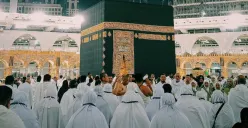 Ilustrasi. Praktik haji ilegal masih marak jelang musim Haji 2026. Kemenhaj menegaskan hanya visa haji resmi yang diakui, pelanggar berisiko deportasi, denda, dan cekal masuk Arab Saudi hingga satu dekade. (Sumber: Pexels/Ceha Rabbani)