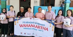 Wahana Artha Group (WAG) memberikan bantuan kepada masyarakat melalui program Corporate Social Responsibility (CSR) yang berkelanjutan. (Sumber: Wahana Artha Group)
