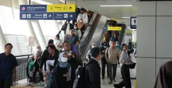 Ilustrasi penumpang LRT Jabodebek. (Sumber: Istimewa)