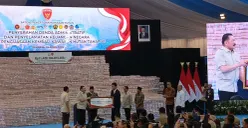 Satgas PKH menggelar kegiatan penyerahan dana hasil upaya penyelamatan keuangan negara dan penertiban kawasan hutan ke kas negara sebesar Rp11,4 triliun, di Kejaksaan Agung, Jakarta Selatan, Jumat, 10 April 2026. (Sumber: Poskota/Ali Mansur)