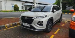 Pengujian Suzuki Fronx GX Hybrid di jalanan Jakarta yang lengang (Sumber: Poskota/ Erwan Hartawan)