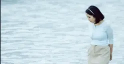 Bernadya rilis single terbaru berjudul "Rabun Jauh" (Sumber: Instagram/@bernadya)