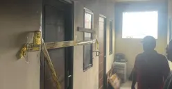 Kondisi indekos yang terjadi ledakan sebanyak dua kali hingga menewaskan penghuni di Jalan Sumur Batu Raya RT 04 RW 02 Kelurahan Sumur Batu, Kemayoran, Jakarta Pusat, Selasa, 14 April 2026. (Sumber: Poskota/Pandi Ramedhan)