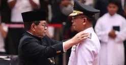 Gubernur Jakarta, Pramono Anung menyampaikan pernyataan kepada awak media di Balai Kota Jakarta, Rabu, 15 April 2026. (Sumber: Poskota/M. Tegar Jihad)