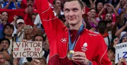 Pebulu tangkis Denmark, Viktor Axelsen, secara resmi mengumumkan gantung raket, Rabu, 15 April 2026. (Sumber: Instagram/@viktoraxelsen)