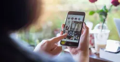 Ilustrasi pengguna mengunduh video dari Instagram ke perangkat tanpa aplikasi tambahan. (Sumber: Pinterest)