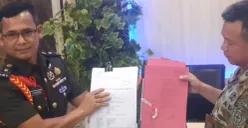 Penyidikan kasus penyiraman air keras terhadap aktivis KontraS, Andrie Yunus, resmi memasuki tahap persidangan setelah berkas kasusnya dilimpahkan ke Pengadilan Militer II-08 Jakarta pada Kamis, 16 April 2026. (Sumber: Poskota/Ali Mansur)