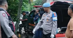 Pihak kepolisian melakukan cek TKP penemuan mayat yang sudah menjadi tengkorak pada Sabtu, 18 April 2026. (Sumber: Polsek Bojonggede)