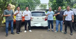 Barang bukti mobil kasus penggelapan disita Polsek Tajurhalang di Kabupaten Bogor. (Sumber: Poskota/Angga Pahlevi)