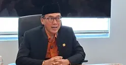 Ketua Fraksi PKS DPRD Jakarta, Muhammad Taufik Zoelkifli saat diwawancarai awak media di gedung DPRD Jakarta, Selasa, 21 April 2026. (Sumber: Poskota/M. Tegar Jihad)