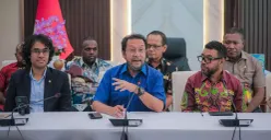 Wakil Ketua DPD RI, Yorrys Raweyai memaparkan perubahan peta konflik pasca-pemekaran wilayah Papua. (Sumber: Istimewa)