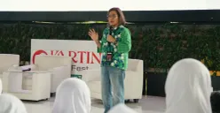 OVP Cybersecurity Telkom, Elysabeth Damayanti menjadi narasumber dalam agenda rangkaian Kartini BISA Fest. (Sumber: Dok. Telkom Indonesia)
