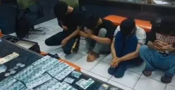 Empat orang pria diamankan polisi dengan barang bukti ratusan butir obat keras di wilayah Kecamatan Gunung Putri, Kabupaten Bogor. (Sumber: Dok. Polsek Gunung Putri)