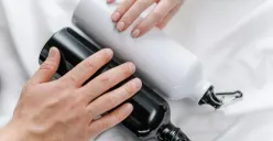 Ilustrasi. Kebijakan baru XXI memperbolehkan pengunjung membawa tumbler ke bioskop. Simak aturan lengkapnya. (Sumber: Pexels/cottonbro studio)