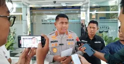 Kapolresta Tangerang, Kombes Pol Andi Muhammad Indra Waspada memberikan keterangan kasus kekerasan seksual di Sukadiri, Kabupaten Tangerang, Selasa, 28 April 2026. (Sumber: Poskota/Veronica Prasetio)