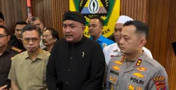 Bupati Bogor Rudy Susmanto saat memberikan keterangan pers di Pendopo, Cibinong. (Sumber: Poskota/Giffar Rivana)