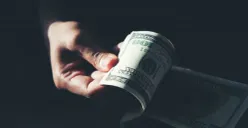 Ilustrasi, beredar rekaman dugaan pungli petugas Polantas di jalan Cideng, Polda Metro Jaya pastikan rekaman lama. (Sumber: freepik)