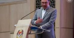 Perdana Menteri Malaysia Anwar Ibrahim yang ikut terseret, setelah kemunculan namanya dalam rangkaian email terkait kasus Jeffrey Epstein (Sumber: Instagram/@anwaribrahim_my)