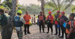 BPBD Kota Tangsel ikut proses pencarian pelajar asal Kota Bogor hanyut di Sungai Cisadane. (Sumber: Dok. Istimewa)