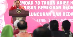 Ketua Mahkamah Konstitusi (MK) Arief Hidayat resmi mengakhiri masa pengabdiannya sebagai Hakim Konstitusi setelah 13 tahun bertugas, terhitung pada Selasa, 3 Februari 2026. (Sumber: X/@officialMKRI)