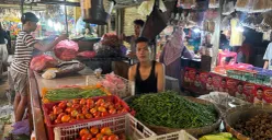 Harga cabai jelang Tahun Baru Imlek naik drastis pada Kamis, 5 Februari 2026. (Sumber: Poskota/Giffar Rivana)