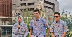 Direktur Keuangan, SDM, dan Umum Transjakarta, Mayang saat konpers, Kamis 5 Februari 2026. (Sumber: Poskota/Pandi Ramedhan)