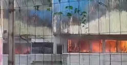 Pabrik Karoseri Delima Jaya di Bogor terbakar pada pagi hari ini, Jumat, 6 Februari 2026. (Sumber: Istimewa)