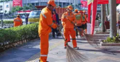 Ilustrasi bersih-bersih Jakarta. (Sumber: Berita Jakarta)