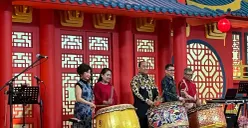 Sekda DKI Jakarta, Uus Kuswanto, saat sambutan Kick Off Jakarta Lunar New Year Festival Tahun 2026 yang digelar APPBI, Minggu, 8 Februari 2026. (Sumber: Poskota/Pandi Ramedhan)