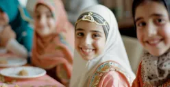 Ilustrasi -  Batas ideal usia anak mulai berpuasa menurut  Ustadz Adi Hidayat. (Sumber: Freepik)