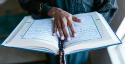 Ilustrasi. Cara agar tetap produktif saat berpuasa, termasuk tips makan sehat, mengatur jadwal, dan ide kegiatan Ramadan yang menambah nilai ibadah. (Sumber: Pexels/RDNE Stock project)