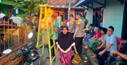 Suasana di rumah duka di Kampung Tembakan, Desa Pulo Kencana, Kecamatan Pontang, Kabupaten Serang. (Sumber: Polsek Pontang)