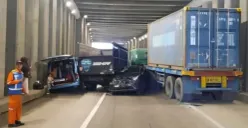 Kecelakaan beruntun di KM 47B Tol Jagorawi arah Jakarta, Kelurahan Sindangsari, Kecamatan Bogor Timur, Kota Bogor, Rabu, 11 Februari 2026. (Sumber: Dok. Istimewa)