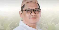 Sosok Crazy Rich Madura, Haji Khairul Umam atau akrab disapa Haji Her. (Sumber: Instagram/@maduraspezial)