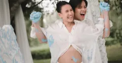 Potret mesra Angga Yunanda dan Shenina Cinnamon yang ungkap gender bayi pertamanya. (Sumber: Instagram/@angga)