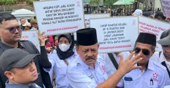 Ketua Umum Asosiasi Pedagang Kaki Lima Indonesia (APKLI) Ali Mahsun. (Sumber: Poskota/Pandi Ramedhan)