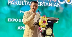 Guru Besar UIN Syarif Hidayatullah Achmad Tjachja Nugraha. (Sumber: Poskota/Gatot Poedji Utomo)