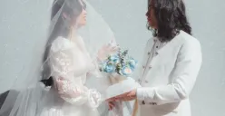 Aktris Ayushita resmi menikah dengan Gerald Situmorang, bassist band Barasuara. (Sumber: Instagram/@geraldsitumorang)