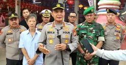 Potret Kapolres Metro Depok, Abdul Waras saat meninjau pengamanan saat perayaan Imlek. (Sumber: Humas Polres Metro Depok)