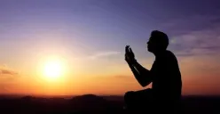 4 golongan yang puasanya sulit diterima di bulan ramadhan. (Sumber: Pinterest/passer12)