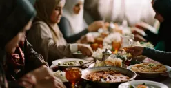 Jadwal buka puasa di Kota Bandung 25 Februari 2026. (Sumber: Freepik)