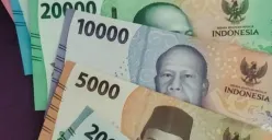 Ilustrasi uang pecahan Rp10.000 dan Rp20.000 untuk THR lebaran 2026 (Sumber: Pinterest)
