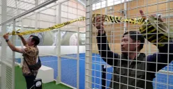 Penyegelan lapangan padel Pulomas Barat, Jakarta Timur. (Sumber: Pemkot Jaktim)