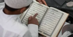 5 keutamaan membaca Al Quran di Bulan Ramadhan (Sumber: Pinterest/fi_amanillah)