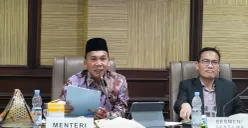 Menteri Kependudukan dan Pembangunan Keluarga/Kepala BKKBN, Dr. Wihaji, S.Ag, memimpin rapat bersama jajaran, membahas prioritas perlindungan kelompok rentan di wilayah terdampak bencana. (Sumber: Istimewa)